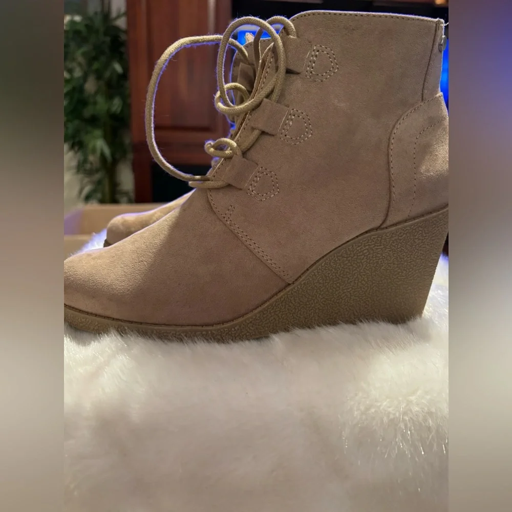 Lace Up Wedge Heel Bootie (Style &CO) -Size 7